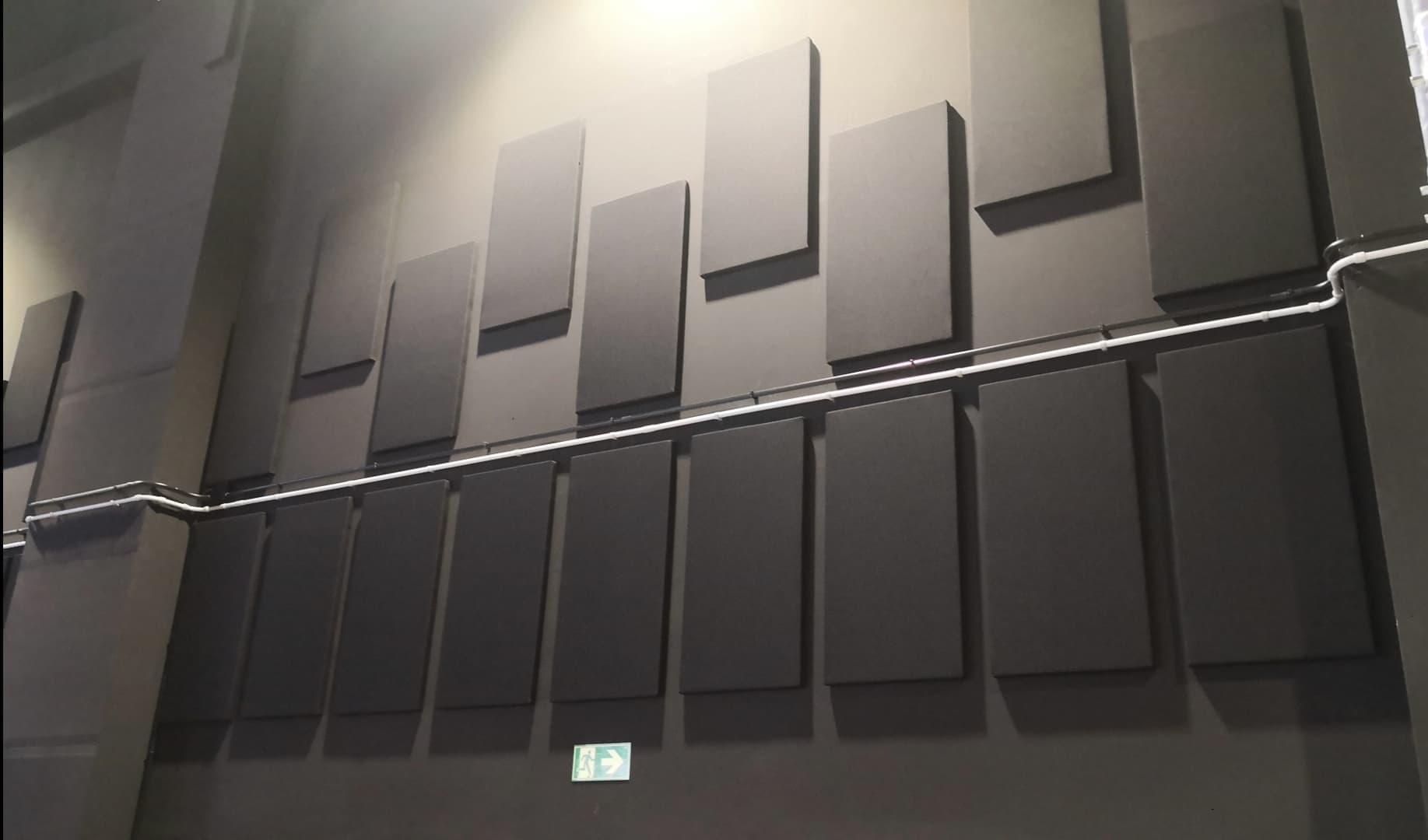 Trabajos de absorción acústica en A Coruña