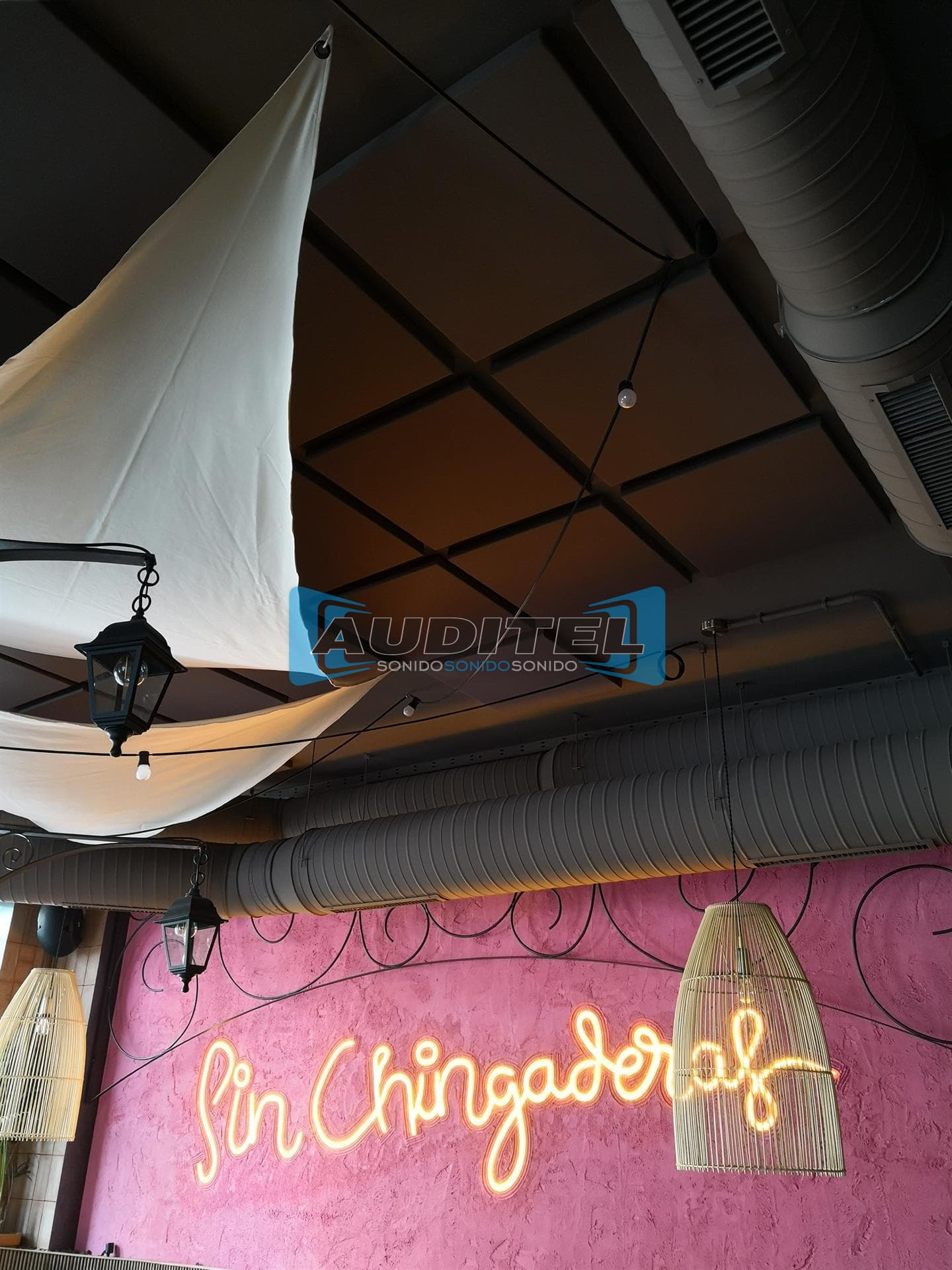 Trabajos de absorción acústica en A Coruña