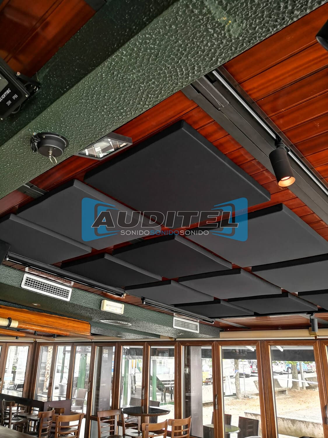 Trabajos de absorción acústica en A Coruña