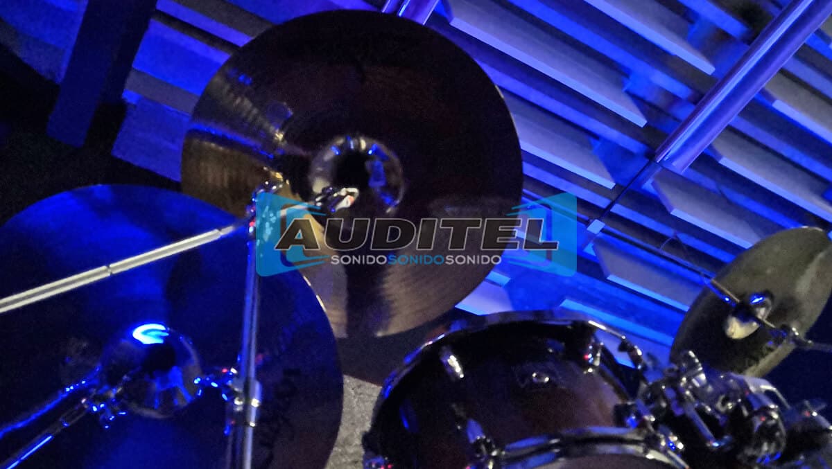 Trabajos de absorción acústica en A Coruña