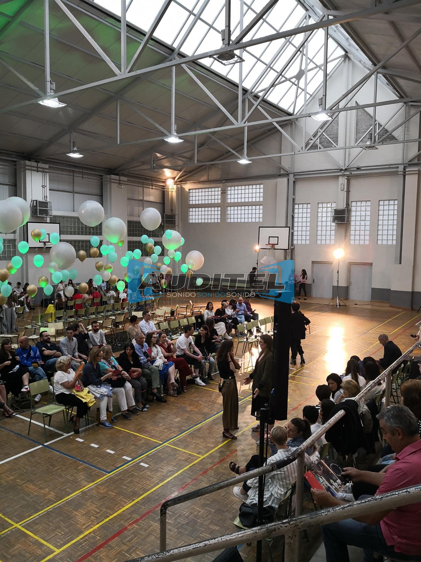 Sonido e iluminación para eventos de Auditel Sonido