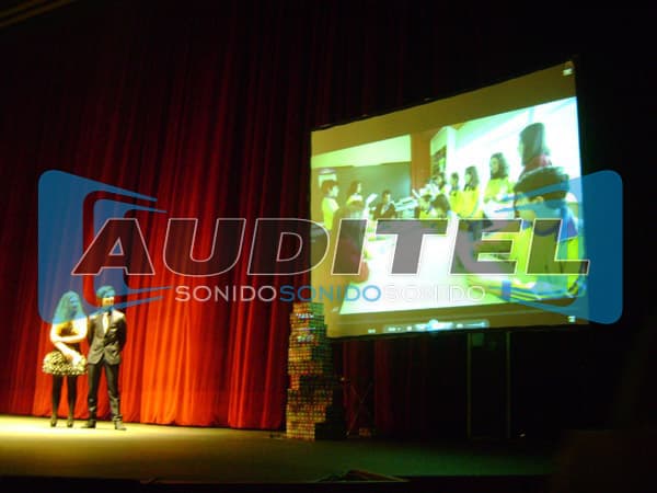 Sonido e iluminación para eventos de Auditel Sonido