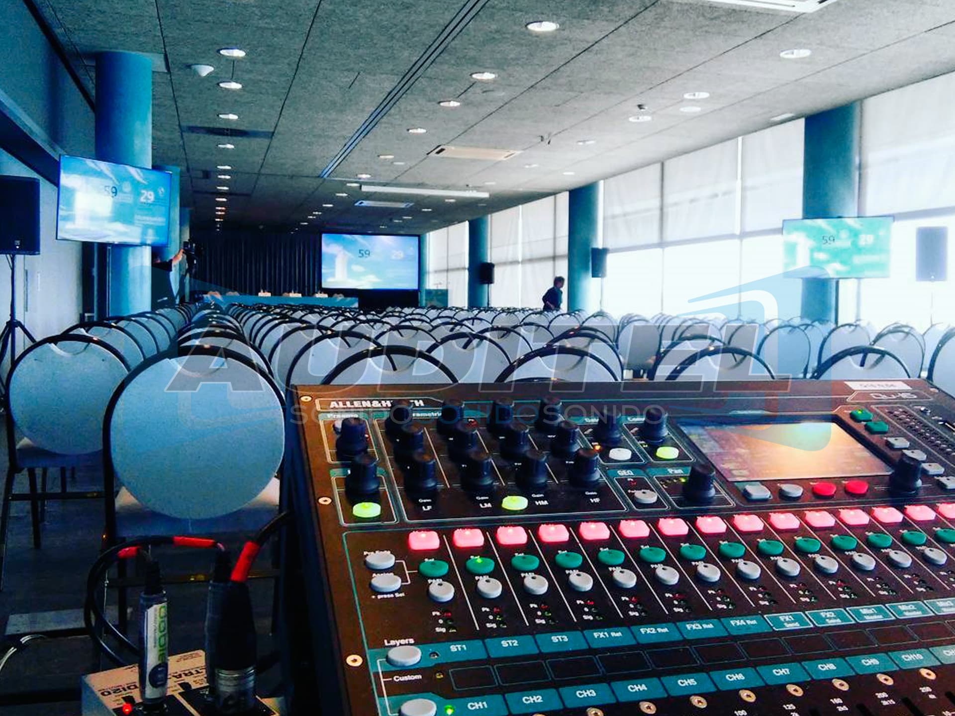 Contactar con empresa de producción audiovisual en A Coruña